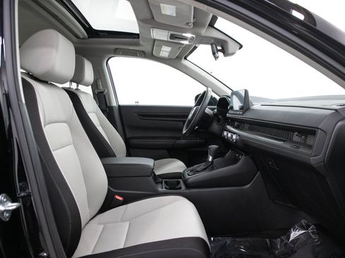 Used 2025 Honda CR-V EX image 12