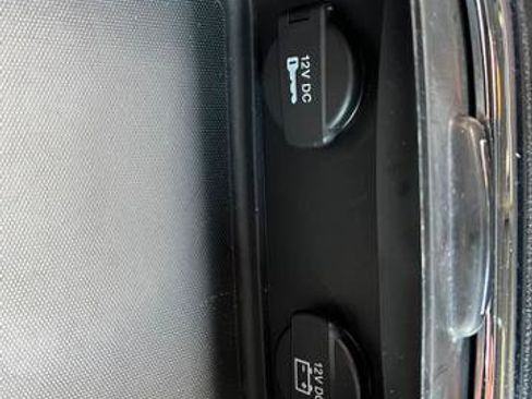 Used 2017 Dodge Grand Caravan SXT w/ Blacktop Package FWD image 28