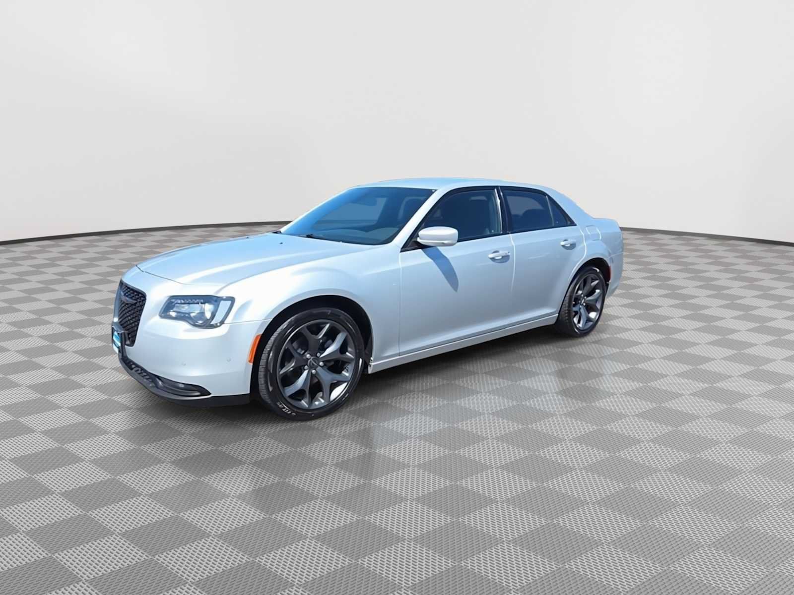 Used 2021 Chrysler 300 S RWD image 4