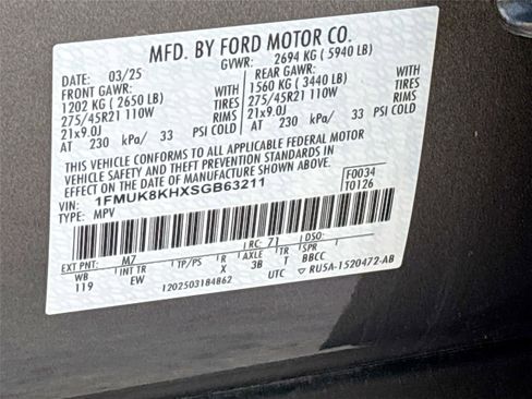 Used 2025 Ford Explorer ST-Line w/ ST-Line Street Pack AWD/4WD image 34