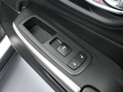 Used 2019 Jeep Cherokee Latitude w/ Popular Appearance Group image 44