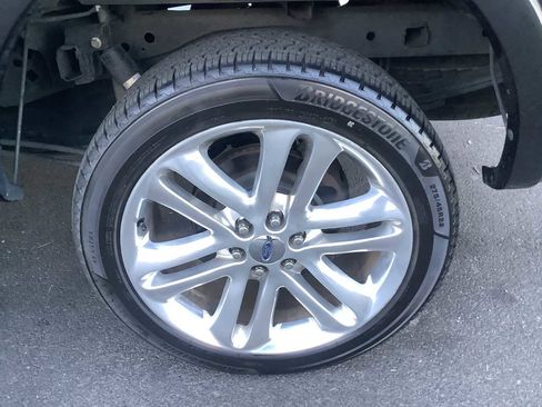 Used 2014 Ford F150 Limited image 7