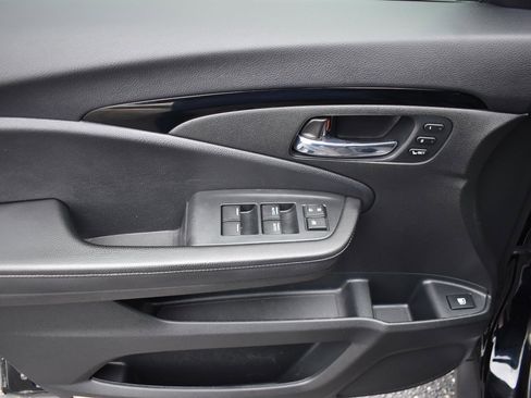 Used 2020 Honda Ridgeline RTL-E image 24