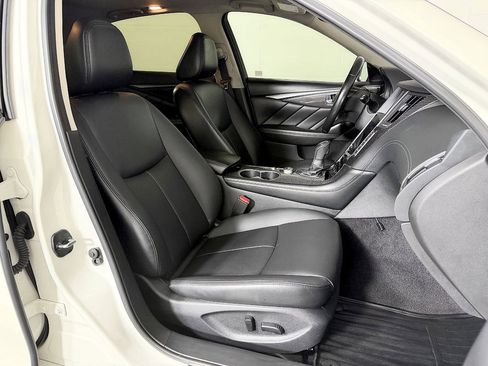 Used 2019 INFINITI Q50 Luxe w/ Essential Package (3.0T Luxe) AWD/4WD image 52