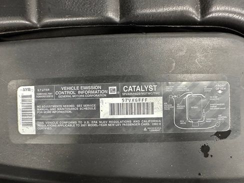 Used 2001 Chevrolet Corvette Convertible w/ Preferred Equipment Group2 RWD image 48