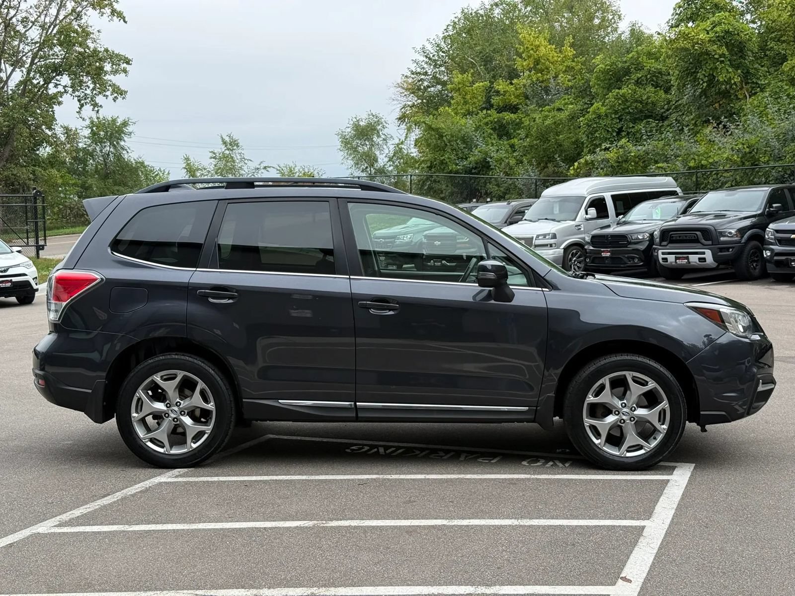 Used 2018 Subaru Forester 2.5i Touring w/ Popular Package #2 AWD/4WD image 6