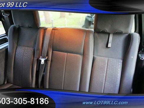 Used 2017 Ford Expedition XLT AWD/4WD image 16