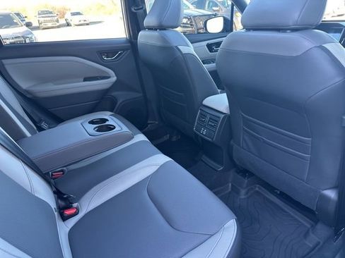 Used 2025 Subaru Forester Limited w/ Popular Package #1 image 43