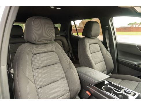 Used 2026 Chevrolet Equinox LT FWD image 17