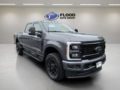 New 2026 Ford F250 Lariat w/ Black Appearance Package
