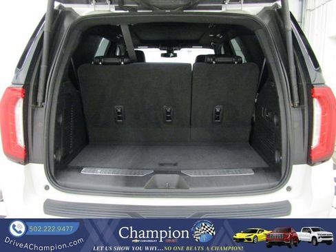 Used 2022 GMC Yukon Denali AWD/4WD image 16