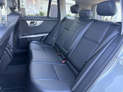 Used 2015 Mercedes-Benz GLK 350 2WD w/ Premium 1 Package image 14