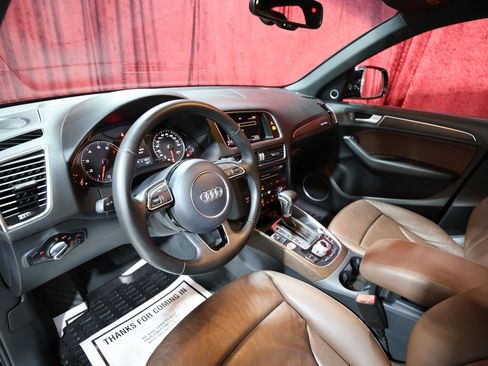 Used 2016 Audi Q5 3.0T Premium Plus image 12