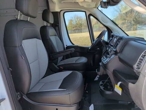 New 2026 RAM ProMaster 2500 w/ Safety Group image 33