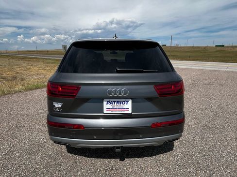 Used 2019 Audi Q7 3.0T Prestige w/ Prestige Package AWD/4WD image 4