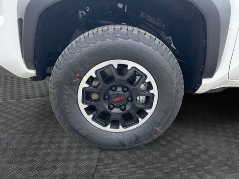 New 2026 Toyota Tacoma TRD Off-Road AWD/4WD image 14