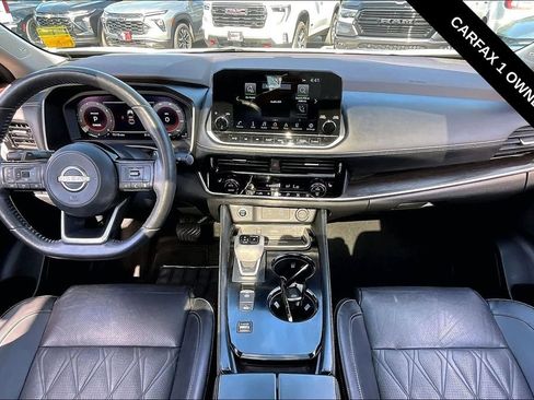 Used 2023 Nissan Rogue Platinum FWD image 7