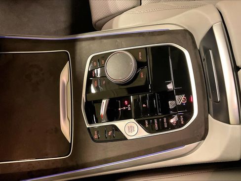 Used 2025 BMW X5 xDrive40i image 16