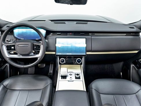Used 2023 Land Rover Range Rover SV AWD/4WD image 13