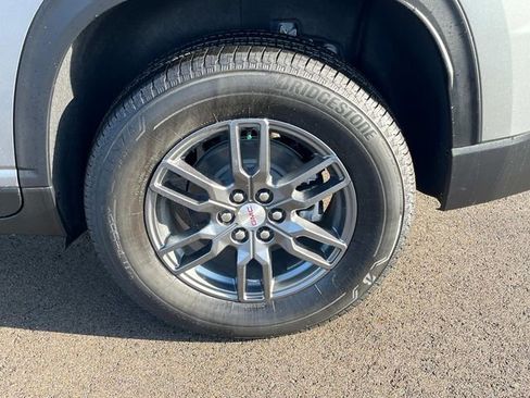 New 2026 GMC Acadia Elevation image 15