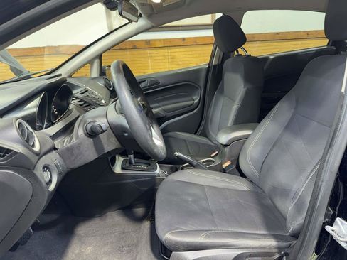 Used 2019 Ford Fiesta SE image 16