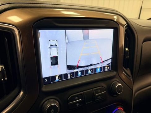 Certified 2022 Chevrolet Silverado 2500 High Country w/ Technology Package image 16