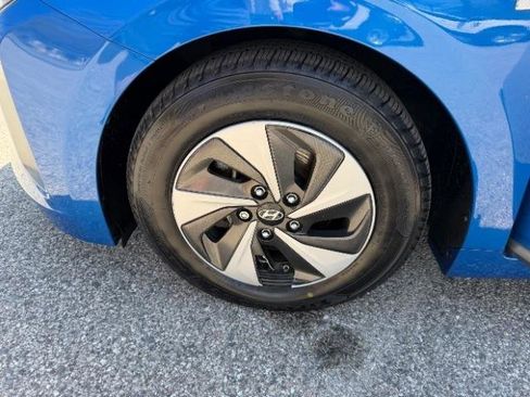 Used 2018 Hyundai Ioniq SEL w/ SEL Tech Package 02 image 12