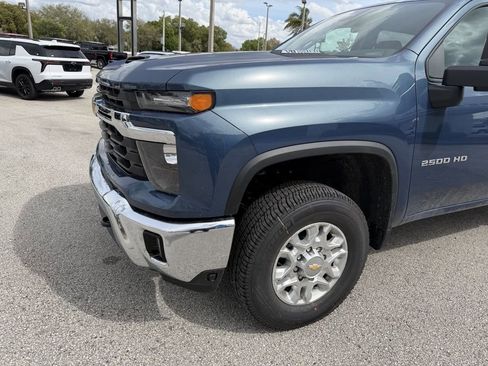 New 2026 Chevrolet Silverado 2500 LT AWD/4WD image 7