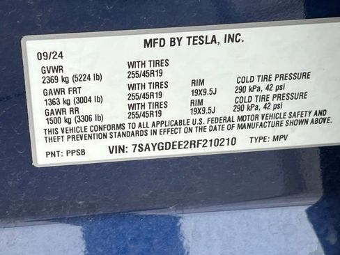 Used 2024 Tesla Model Y Long Range image 23