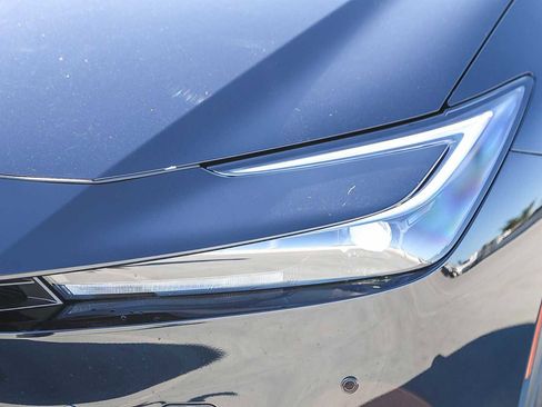 New 2026 Toyota Prius Plug-In Hybrid image 8