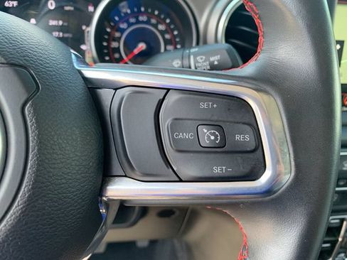 Used 2022 Jeep Gladiator Rubicon AWD/4WD image 27