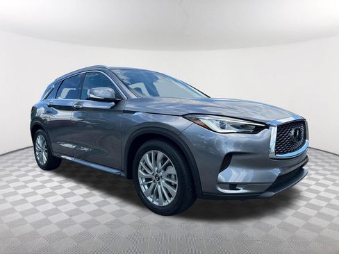Used 2025 INFINITI QX50 Luxe AWD/4WD image 3