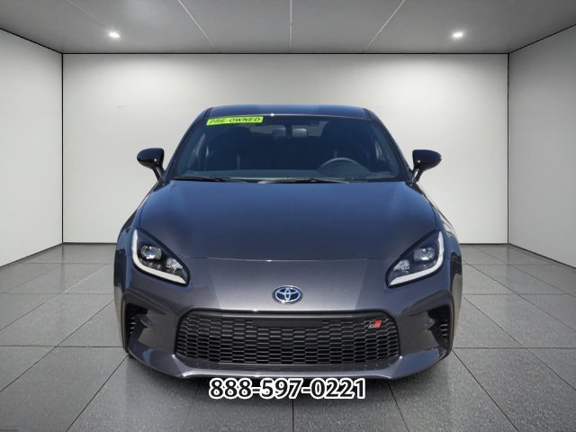 Used 2025 Toyota GR86 Premium RWD image 8