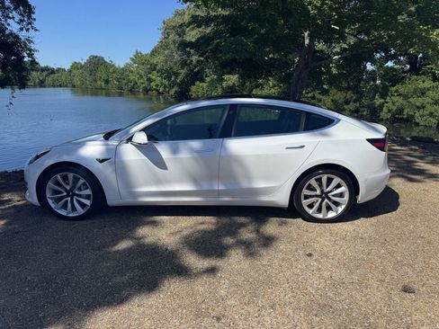 Used 2020 Tesla Model 3 Long Range AWD/4WD image 10