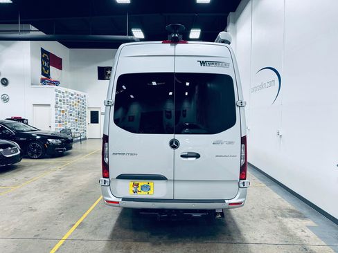 Used 2020 Mercedes-Benz Sprinter 3500 image 6