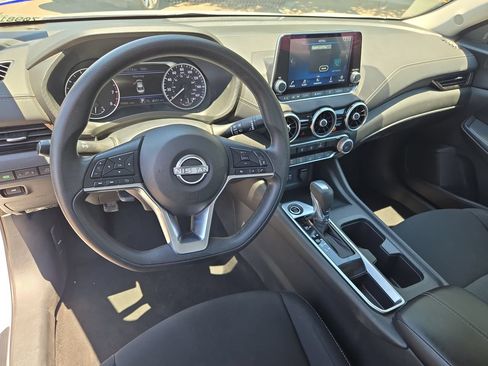 Certified 2024 Nissan Sentra SV FWD image 15
