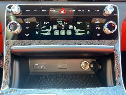 New 2026 Genesis GV80 3.5T e-SC AWD/4WD image 19