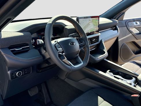 New 2026 Ford Explorer Tremor w/ Tremor Ultimate Package AWD/4WD image 4