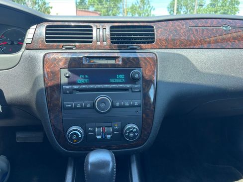 Used 2012 Chevrolet Impala LT FWD image 11