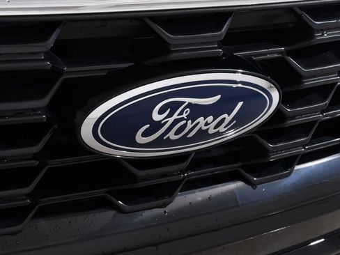 Used 2024 Ford Escape ST-Line w/ Tech Pack #1 AWD/4WD image 21
