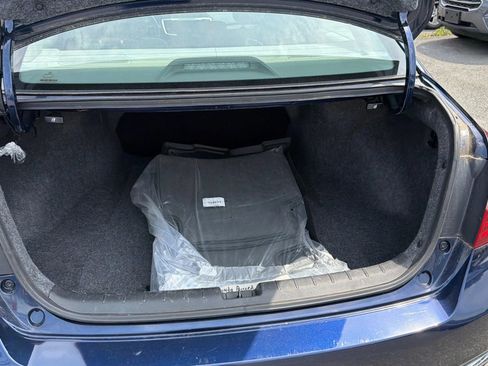 Used 2017 Honda Accord EX image 12