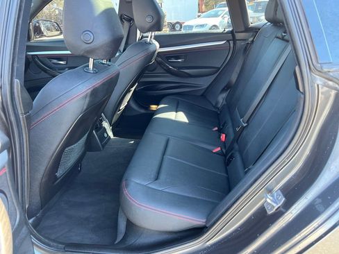 Used 2018 BMW 330i Gran Turismo xDrive image 17