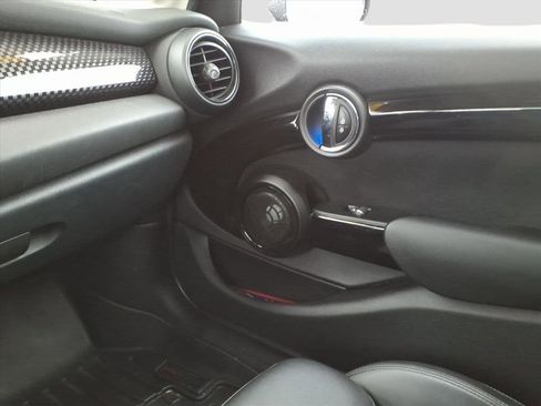 Used 2016 MINI Cooper S image 24