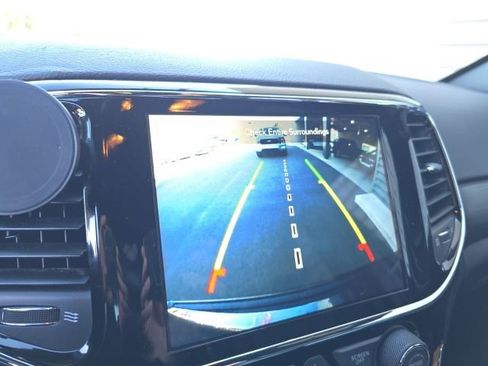 Used 2020 Ford Explorer XLT w/ Class III Trailer Tow Package image 26