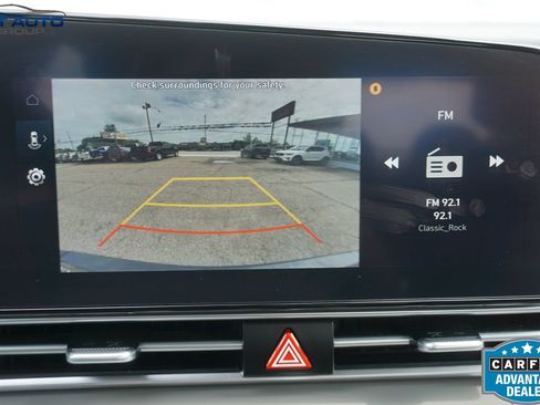 Used 2023 Hyundai Elantra SEL w/ Convenience Package FWD image 30