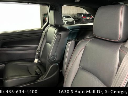 Used 2025 Honda Odyssey Sport-L image 19