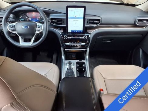 Certified 2024 Ford Explorer Limited w/ Limited Technology Package AWD/4WD image 12