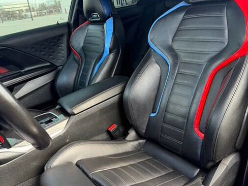 Used 2024 BMW M2 w/ Lighting Package image 31