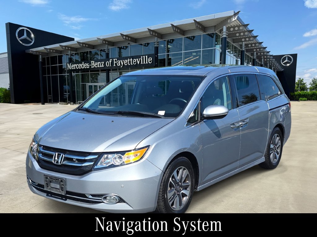 Used 2016 Honda Odyssey Touring image 1