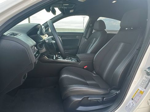 Used 2024 Honda Civic Sport image 4